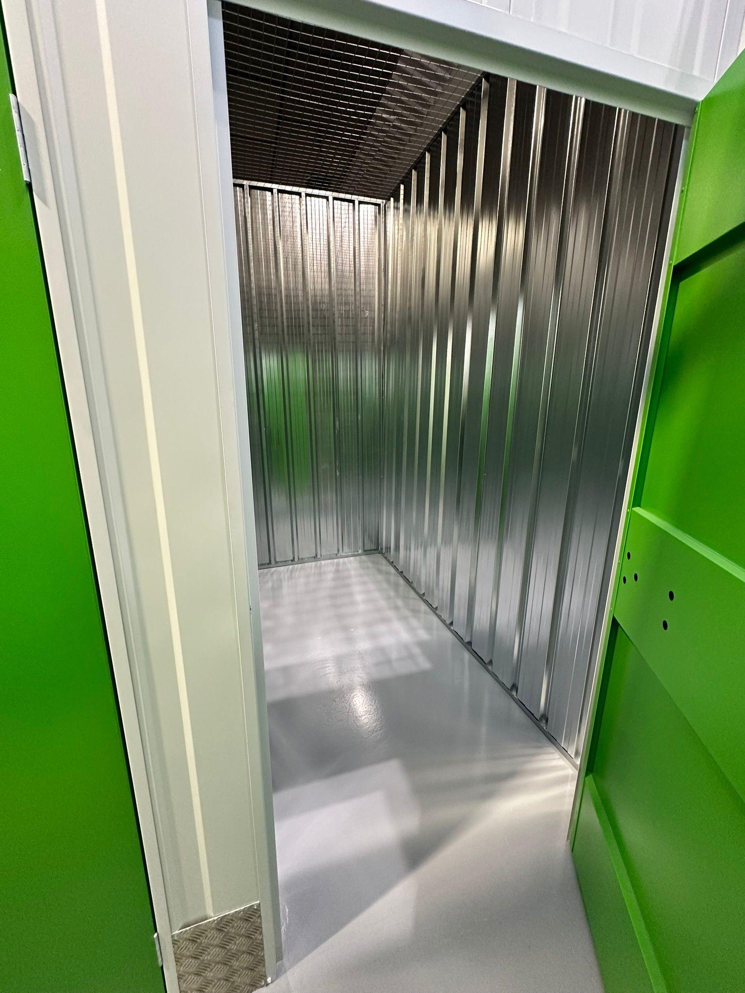 Interior de trastero amplio